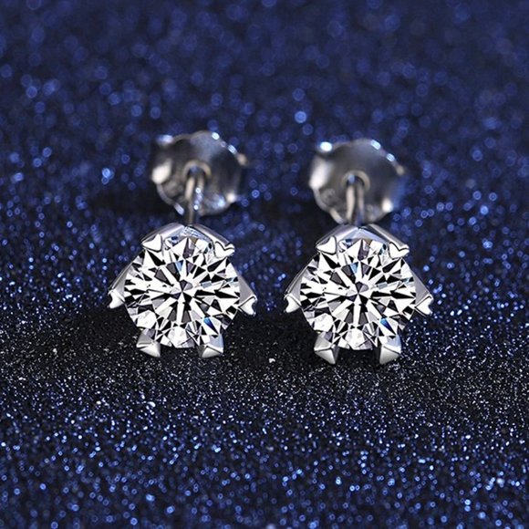 1 Carats Moissanite Stud Earrings- Ideal Gift For Her - Picture 3 of 4